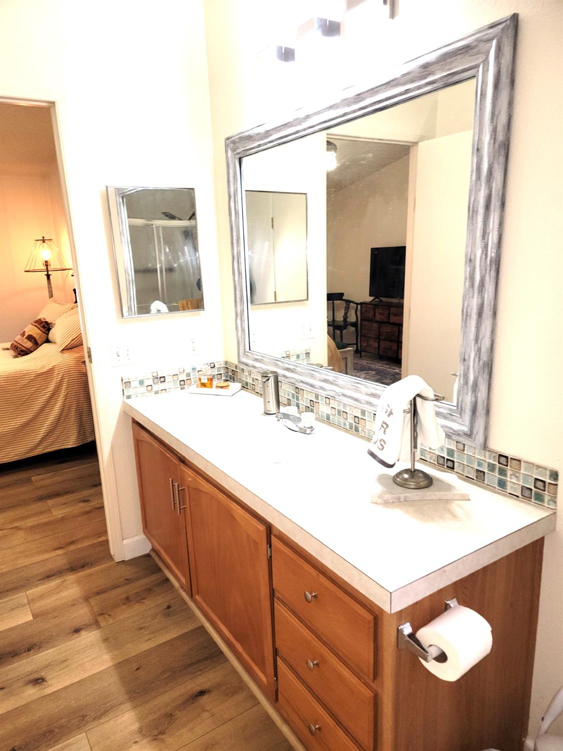 3550 China Garden Road, Unit 59 Placerville, CA 95667 - Photo 14 of 18 a bathroom with a sink and a mirror