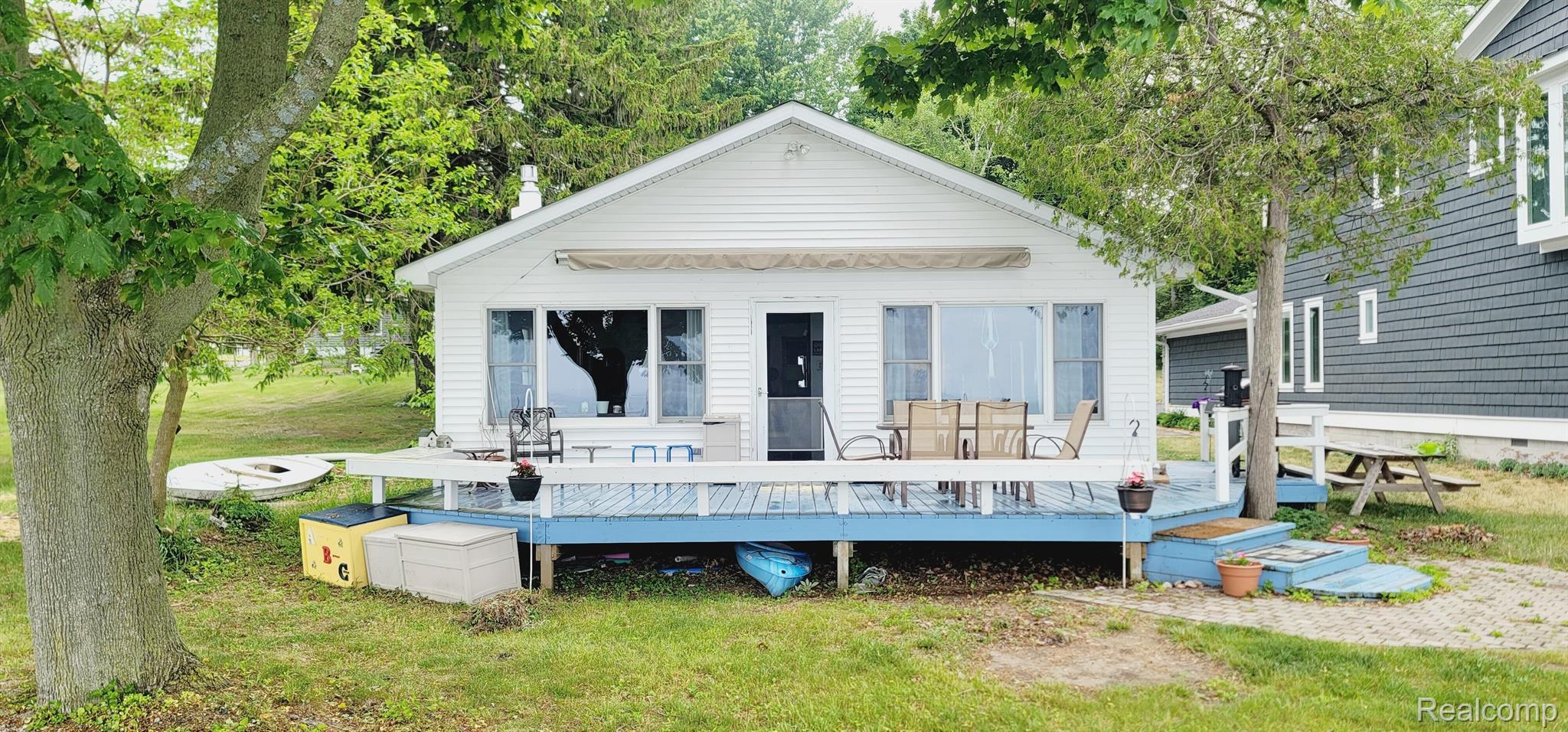 8136 Lakeshore Road Fort Gratiot, MI 48059 - Photo 1 of 48