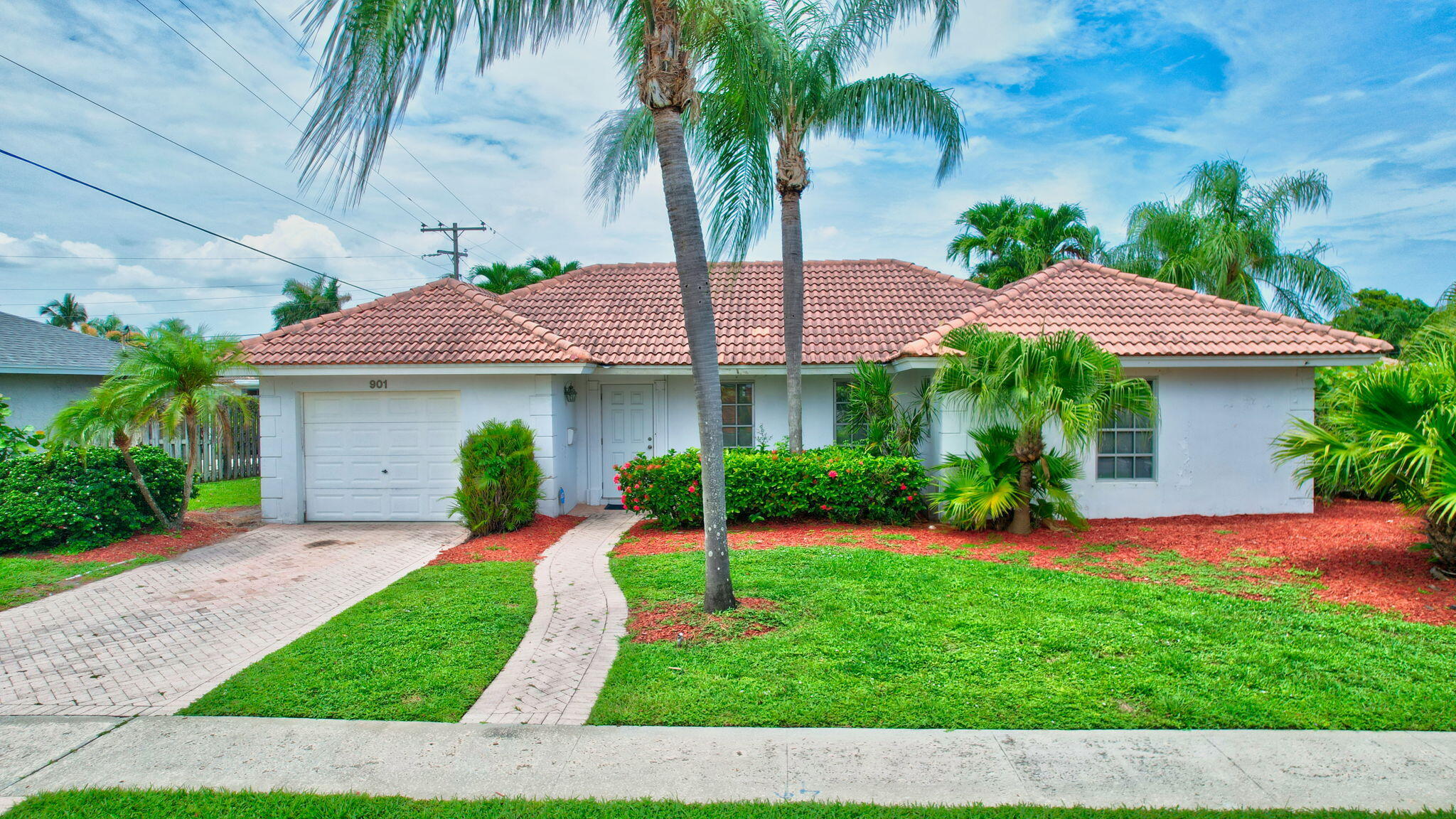901 Southwest 4th Street Boca Raton, FL 33486 - Photo 1 of 40 Front
