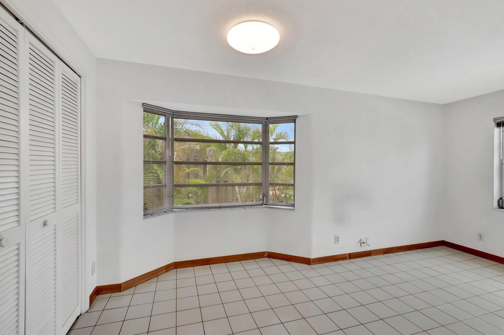 901 Southwest 4th Street Boca Raton, FL 33486 - Photo 13 of 40 15-web-or-mls-DSC_2451