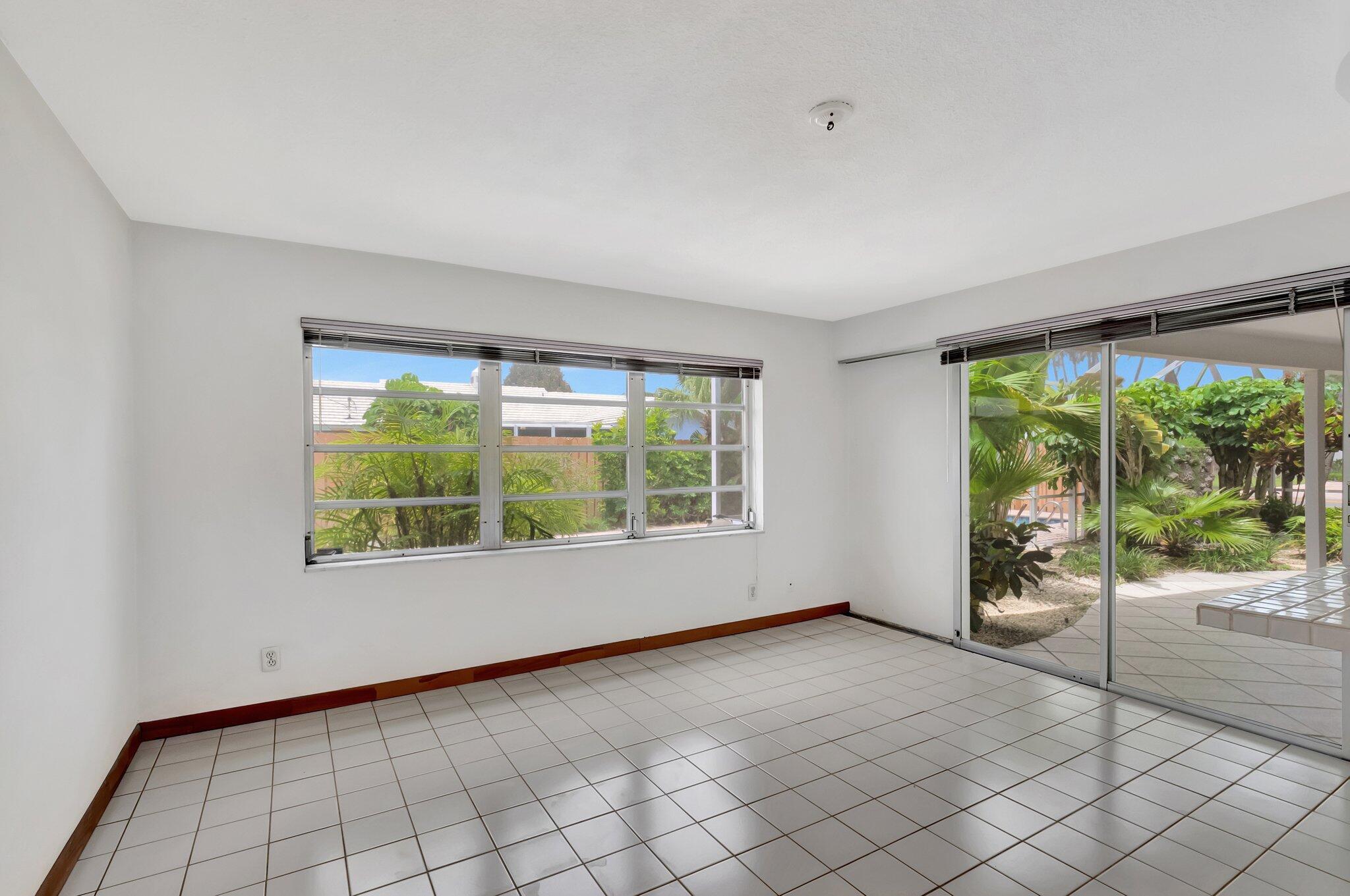 901 Southwest 4th Street Boca Raton, FL 33486 - Photo 14 of 40 16-web-or-mls-DSC_2456