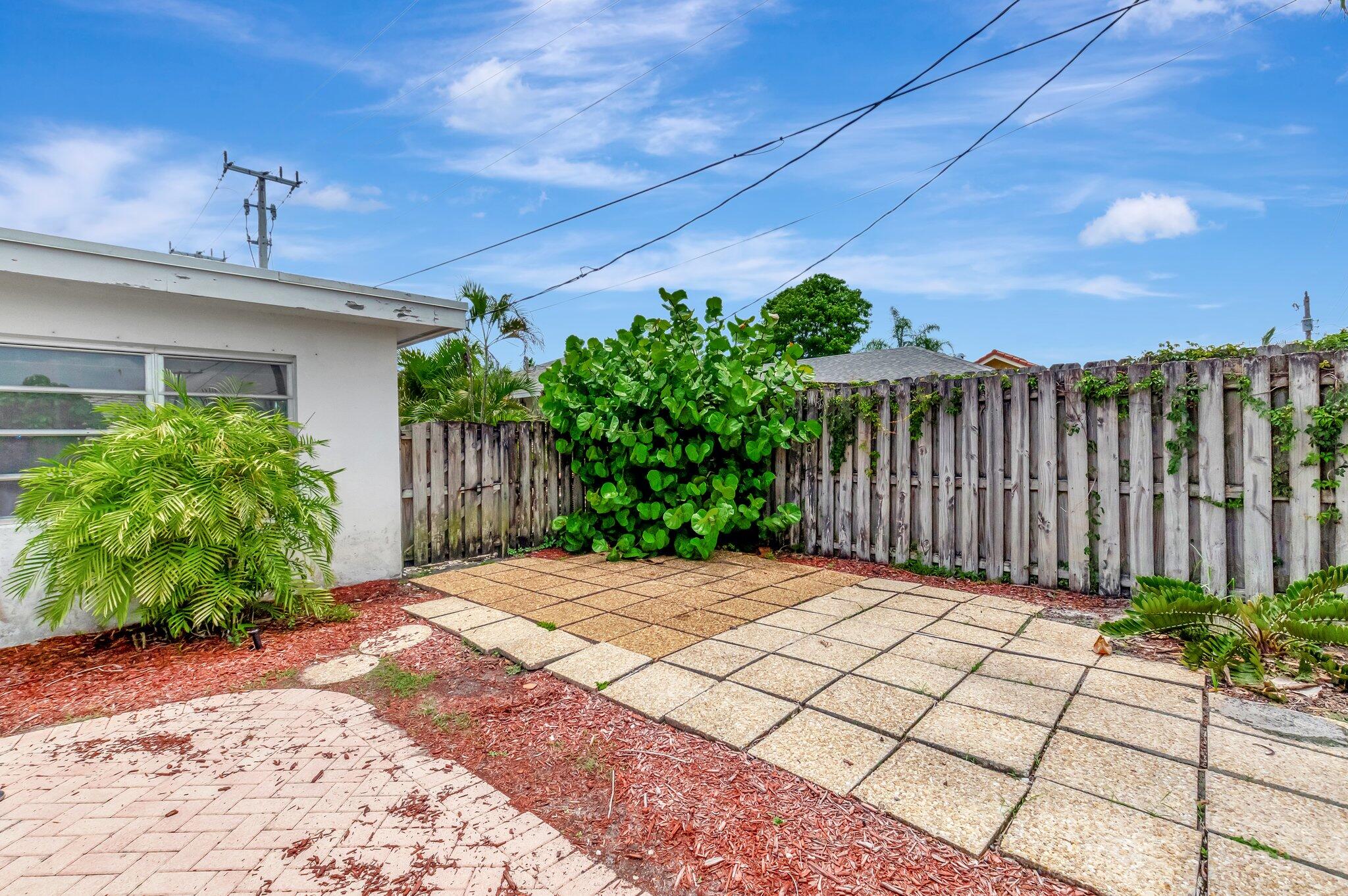 901 Southwest 4th Street Boca Raton, FL 33486 - Photo 25 of 40 28-web-or-mls-DSC_2346
