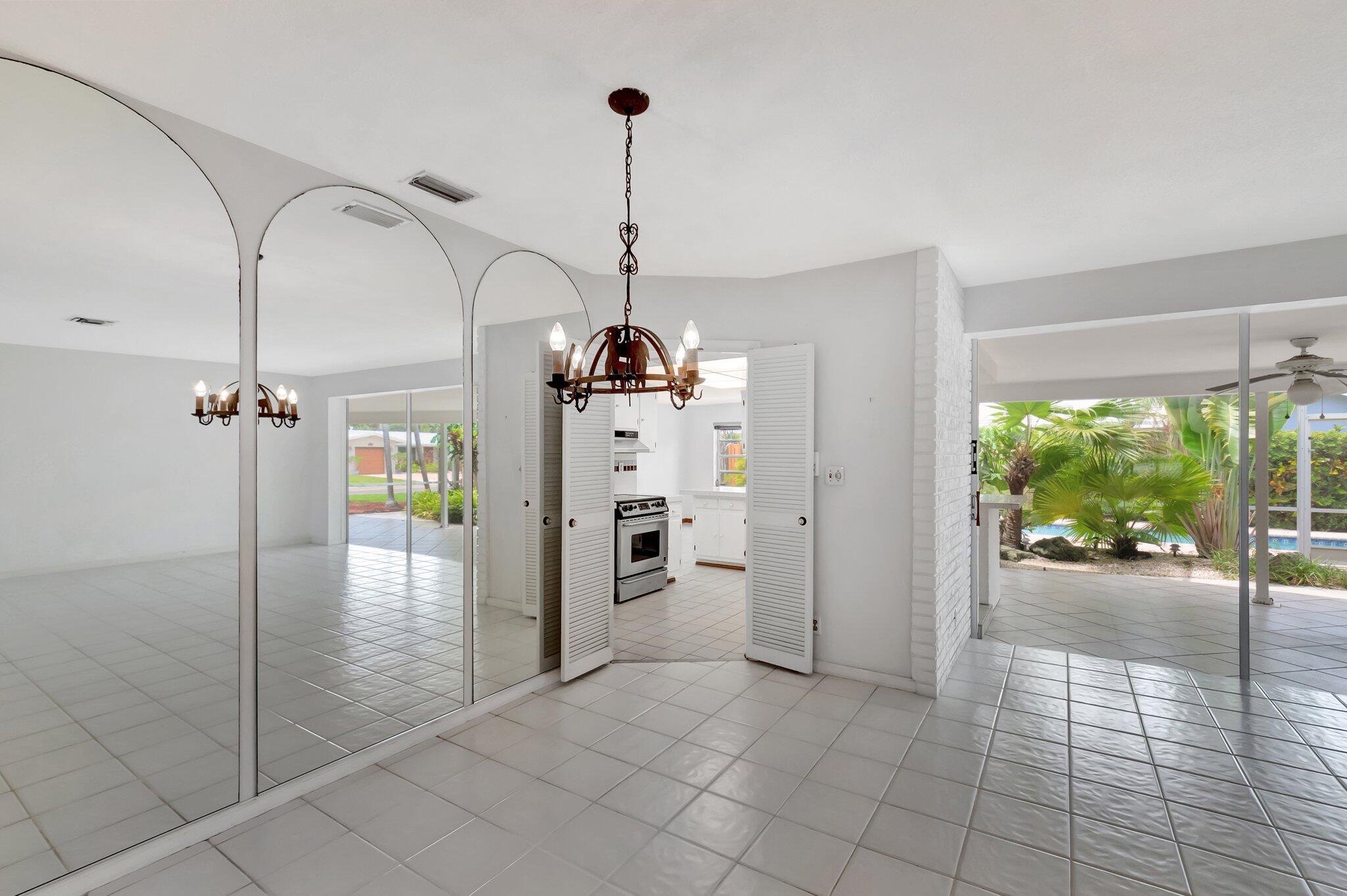 901 Southwest 4th Street Boca Raton, FL 33486 - Photo 7 of 40 8-web-or-mls-DSC_2416