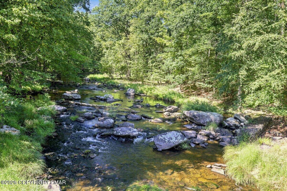 1007 Hampstead Road Bushkill, PA 18324 - Photo 81 of 96 Photo-31 (26)