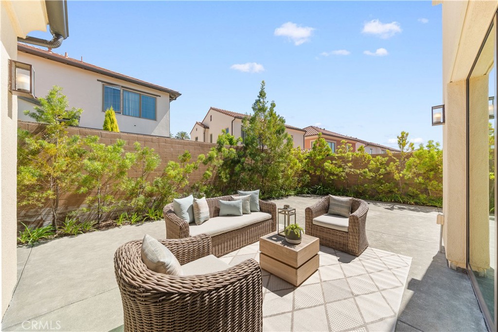 116 Tritone Irvine, CA 92602 - Photo 19 of 75