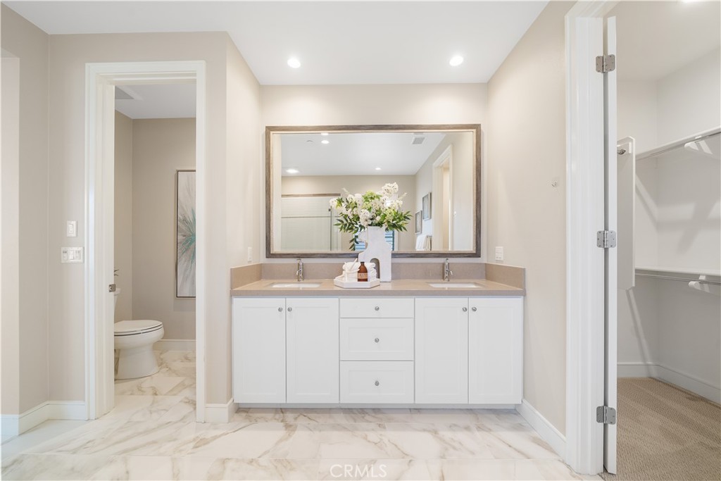 116 Tritone Irvine, CA 92602 - Photo 32 of 75