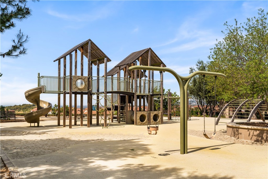 116 Tritone Irvine, CA 92602 - Photo 60 of 75