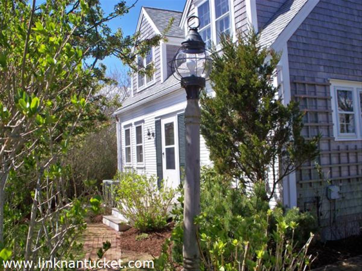 16 Pilgrim Road Nantucket, MA 02554 - Photo 1 of 26 Gallery Image 1