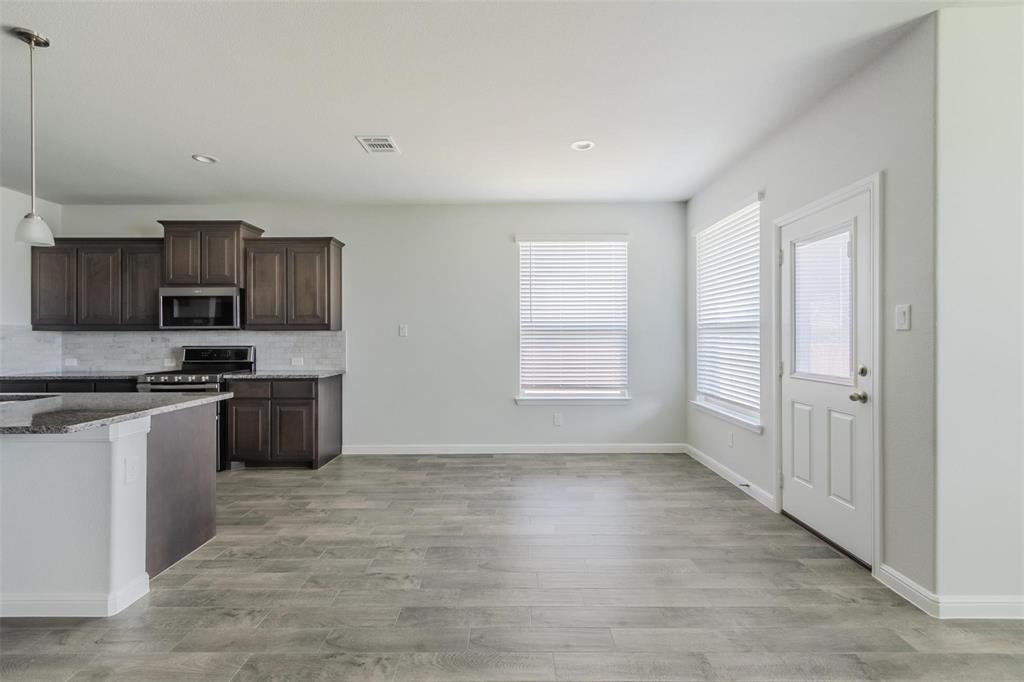 1343 Fox Hollow Road Krum, TX 76249 - Photo 12 of 37