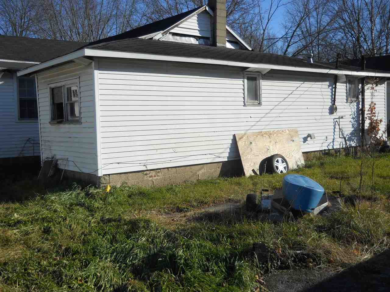 218 Pontiac Street Rochester, IN 46975 - Photo 2 of 2