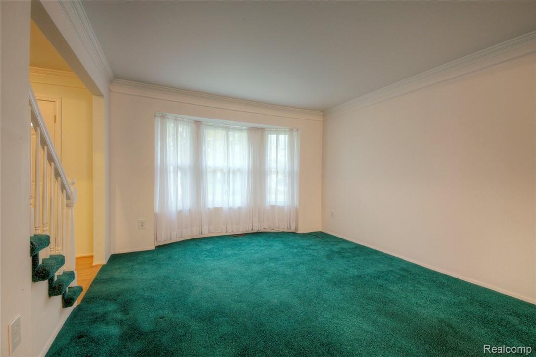 44223 Webster Road Canton, MI 48187 - Photo 7 of 41 7 Living Room.jpg