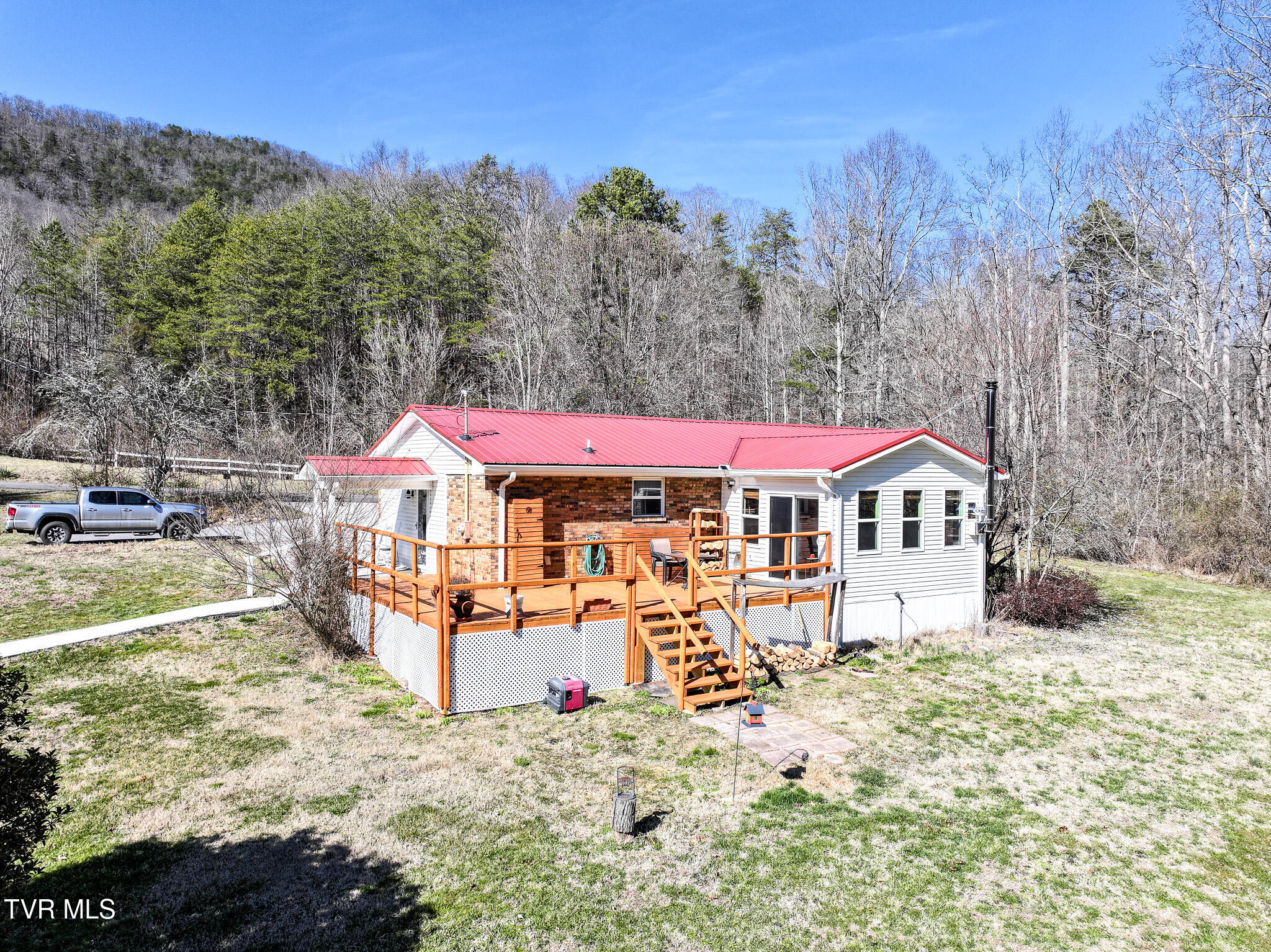 314 Cave Springs Road Rogersville, TN 37857 - Photo 6 of 70 DJI_20250303145006_0729_D