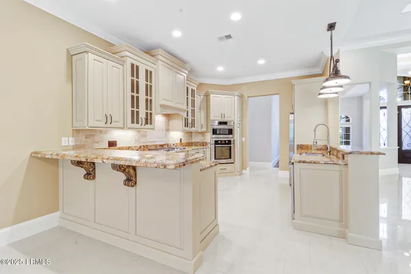 $1,100,000 | 227 Hampton Lake Drive, Bluffton, SC 29910