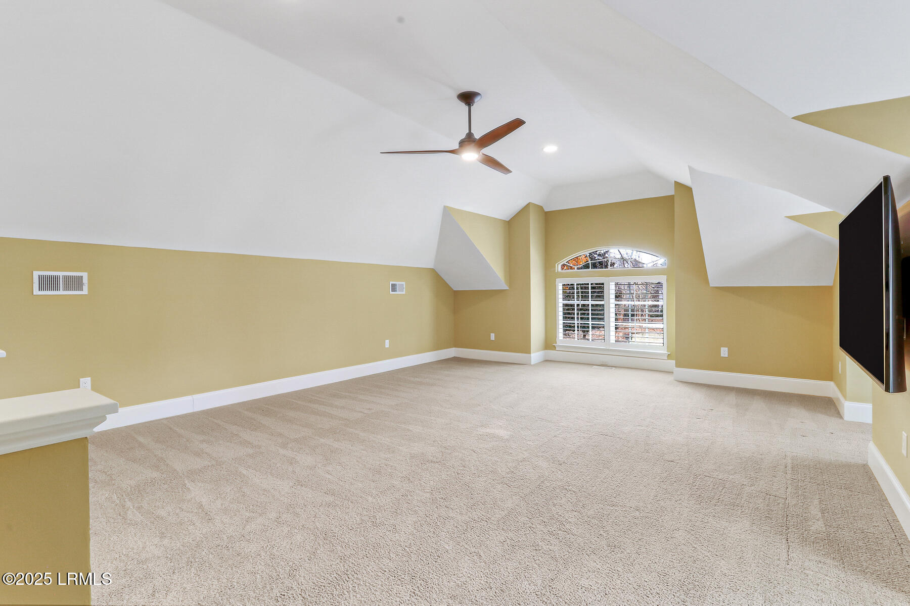 227 Hampton Lake Drive Bluffton, SC 29910 - Photo 38 of 50 227 Hampton Lake Dr-49