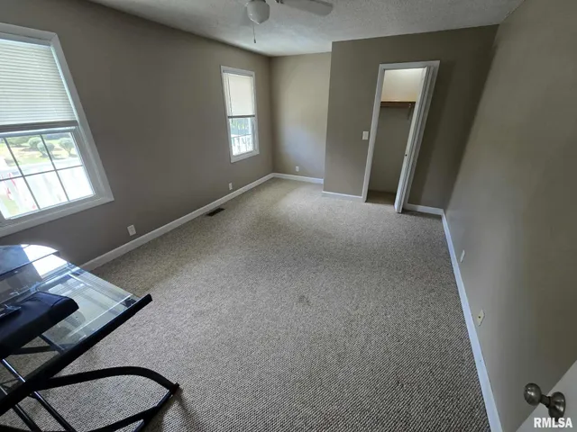 $230,000 | 108 Mockingbird Lane, Woodlawn, IL 62898