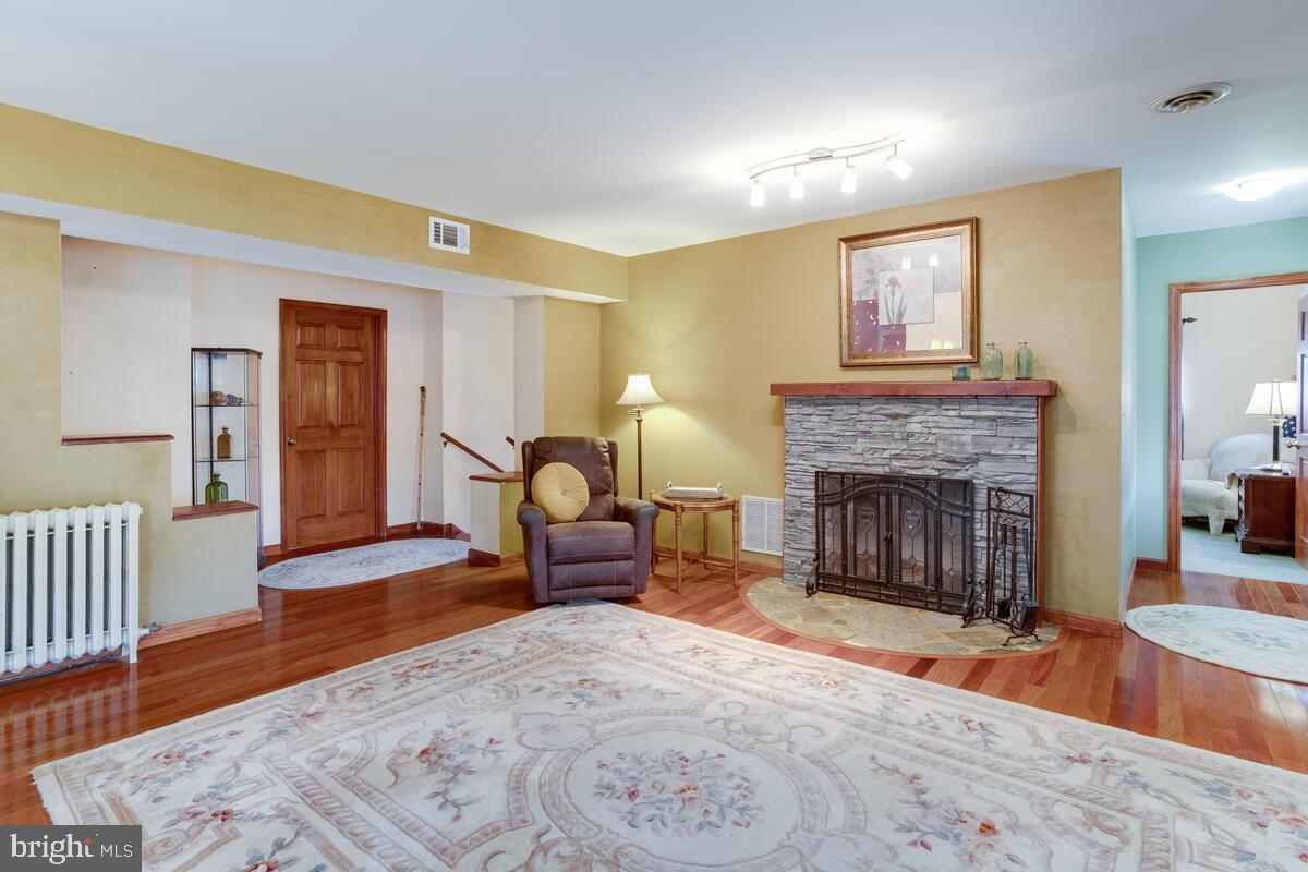 8412 Allison Lane Rosedale, MD 21237 - Photo 12 of 63