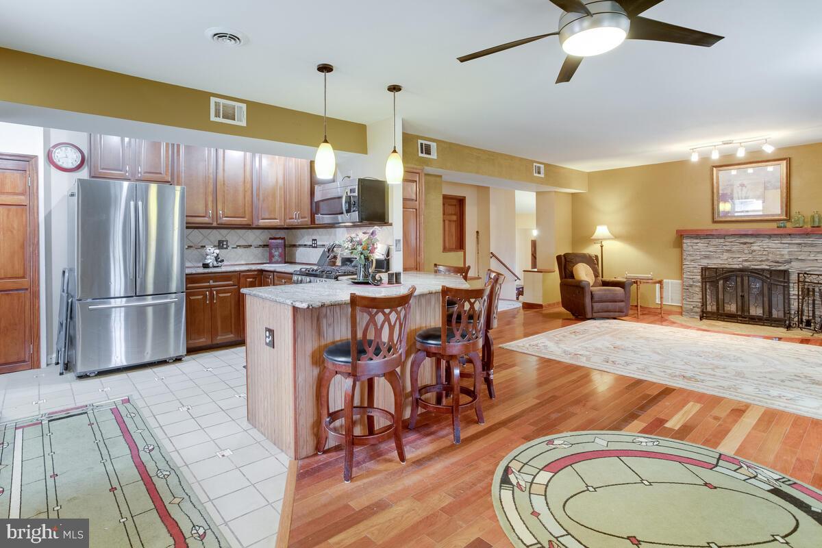 8412 Allison Lane Rosedale, MD 21237 - Photo 16 of 63