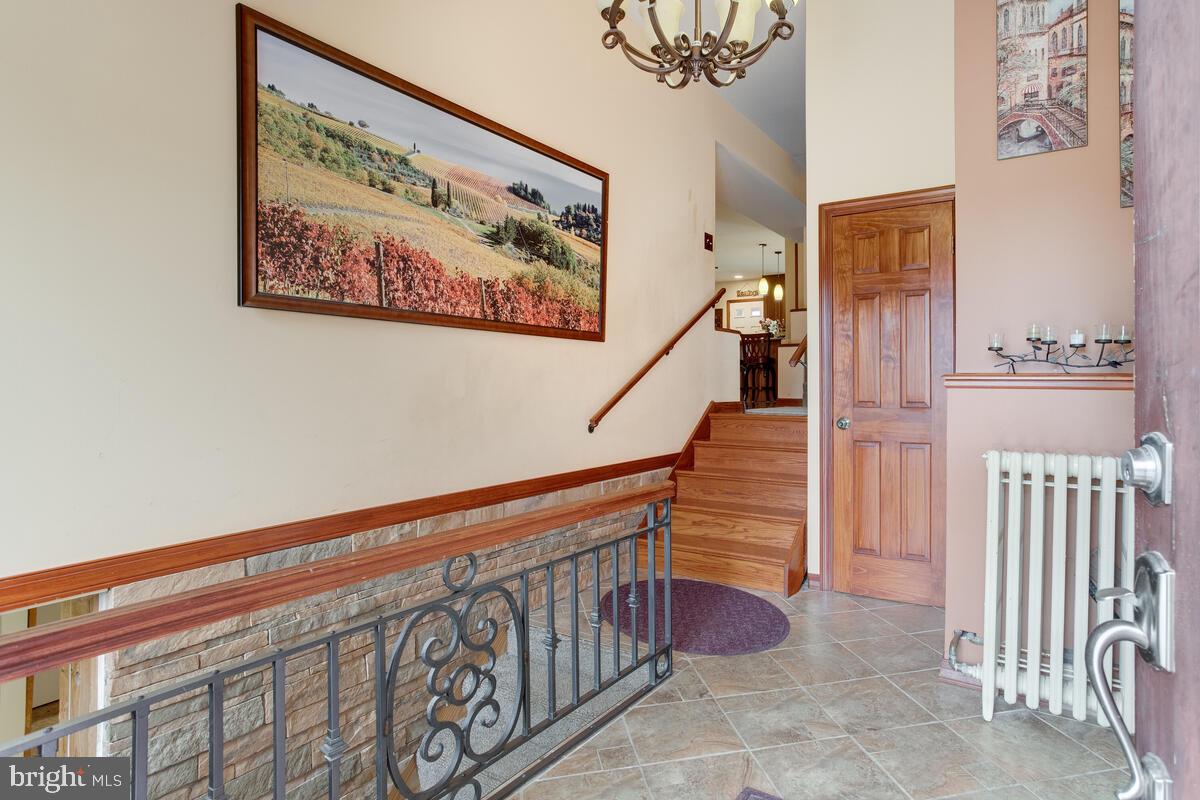8412 Allison Lane Rosedale, MD 21237 - Photo 5 of 63