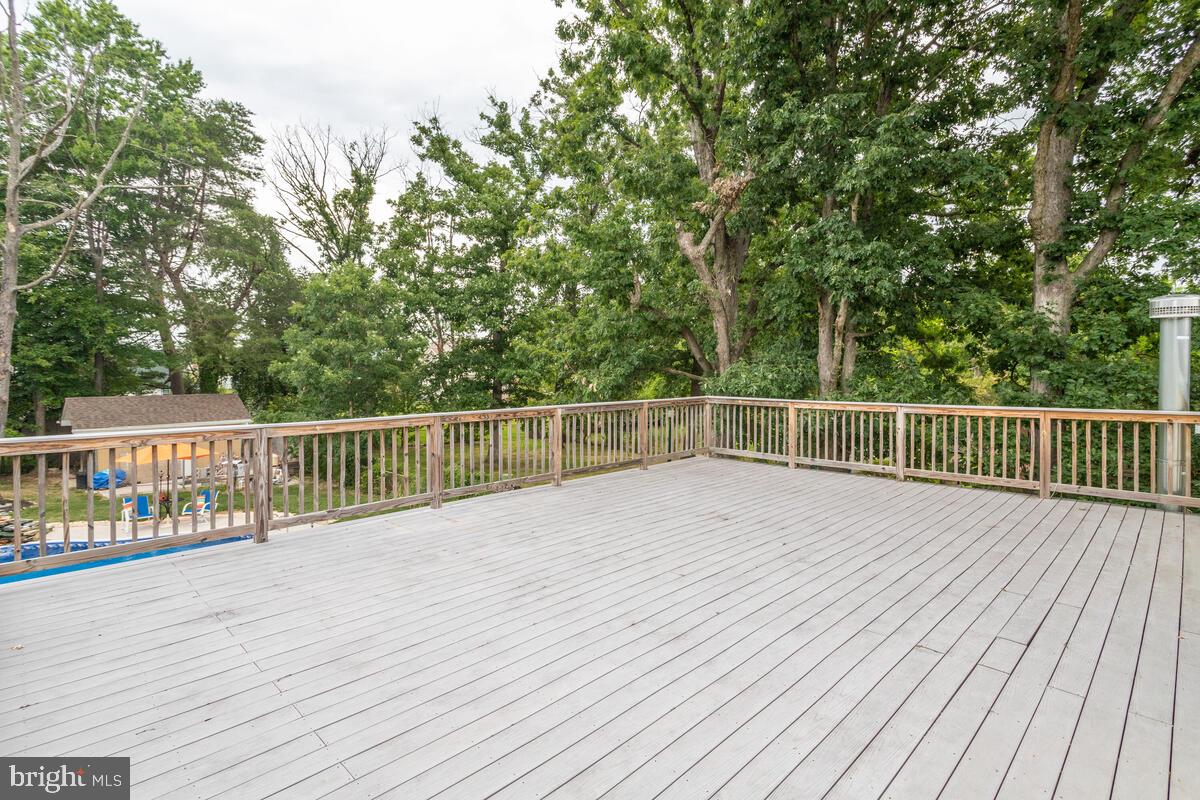 8412 Allison Lane Rosedale, MD 21237 - Photo 54 of 63 20' Trex deck