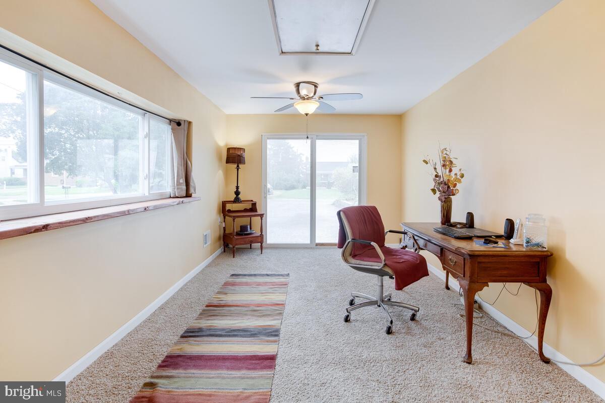 8412 Allison Lane Rosedale, MD 21237 - Photo 7 of 63 Office