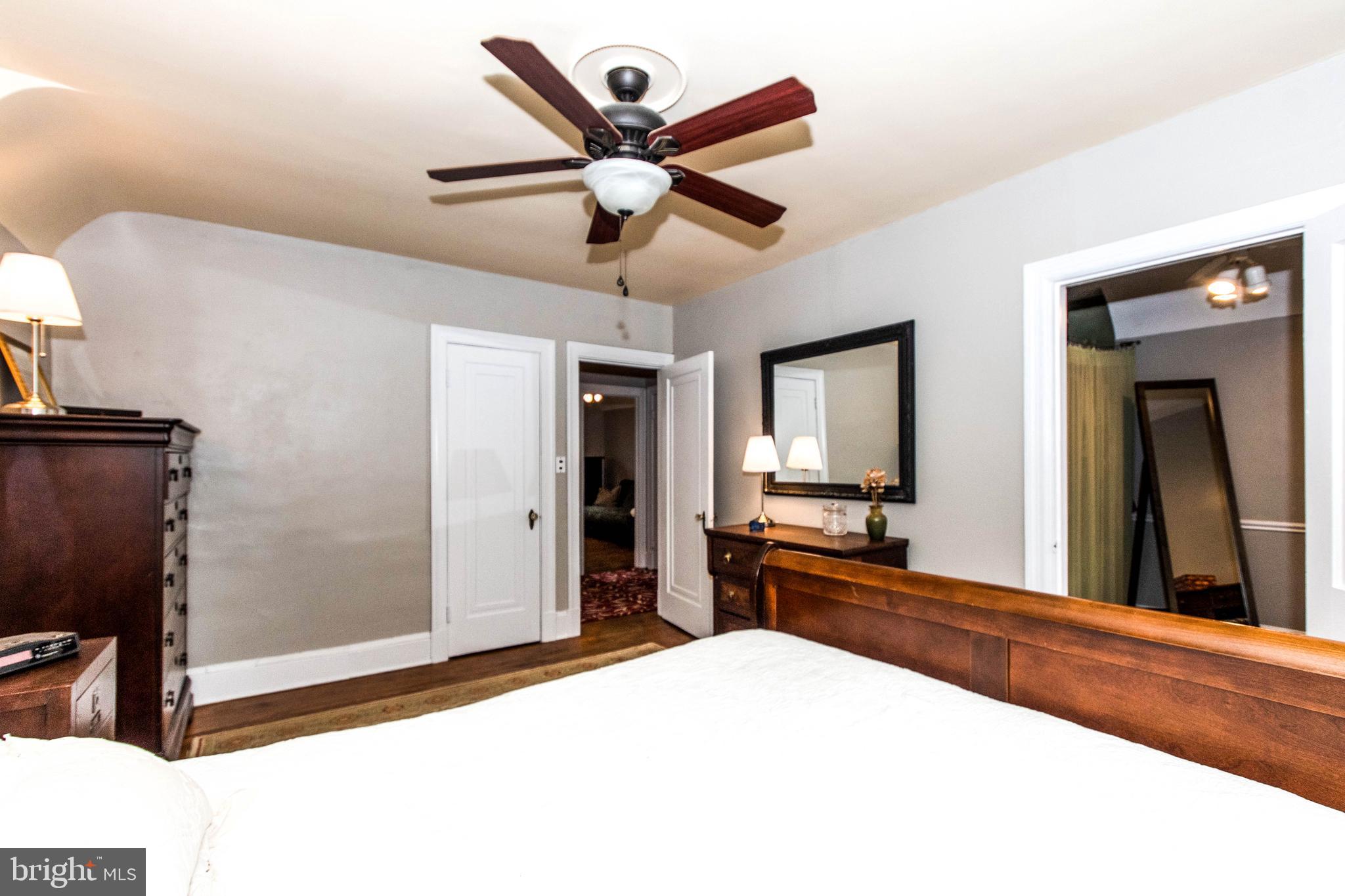 407 Hopkins Road Baltimore, MD 21212 - Photo 19 of 62
