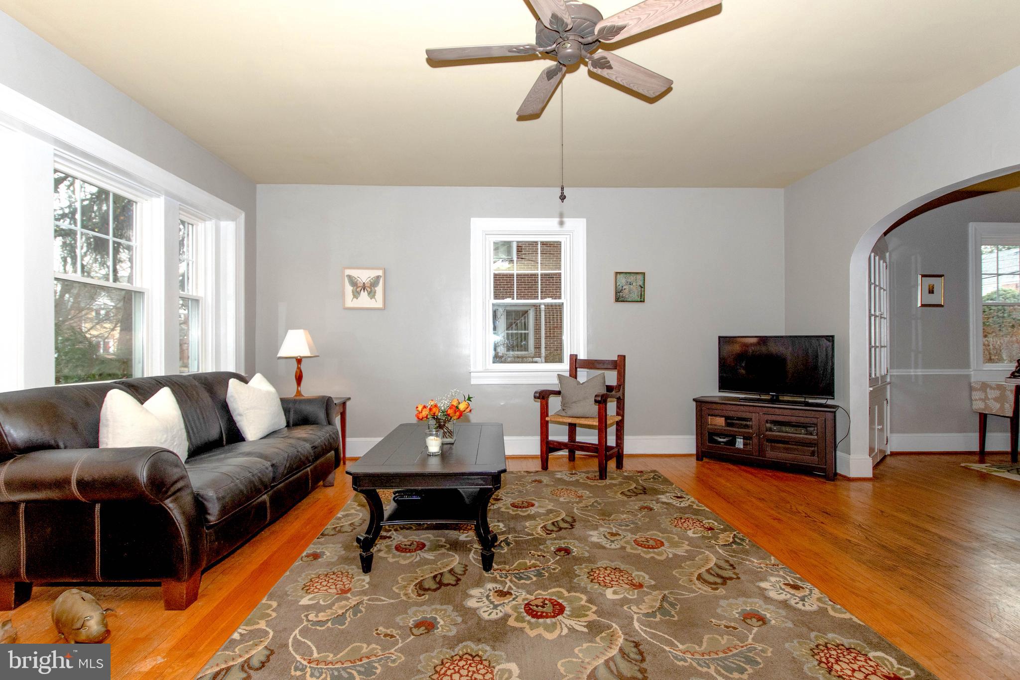 407 Hopkins Road Baltimore, MD 21212 - Photo 8 of 62