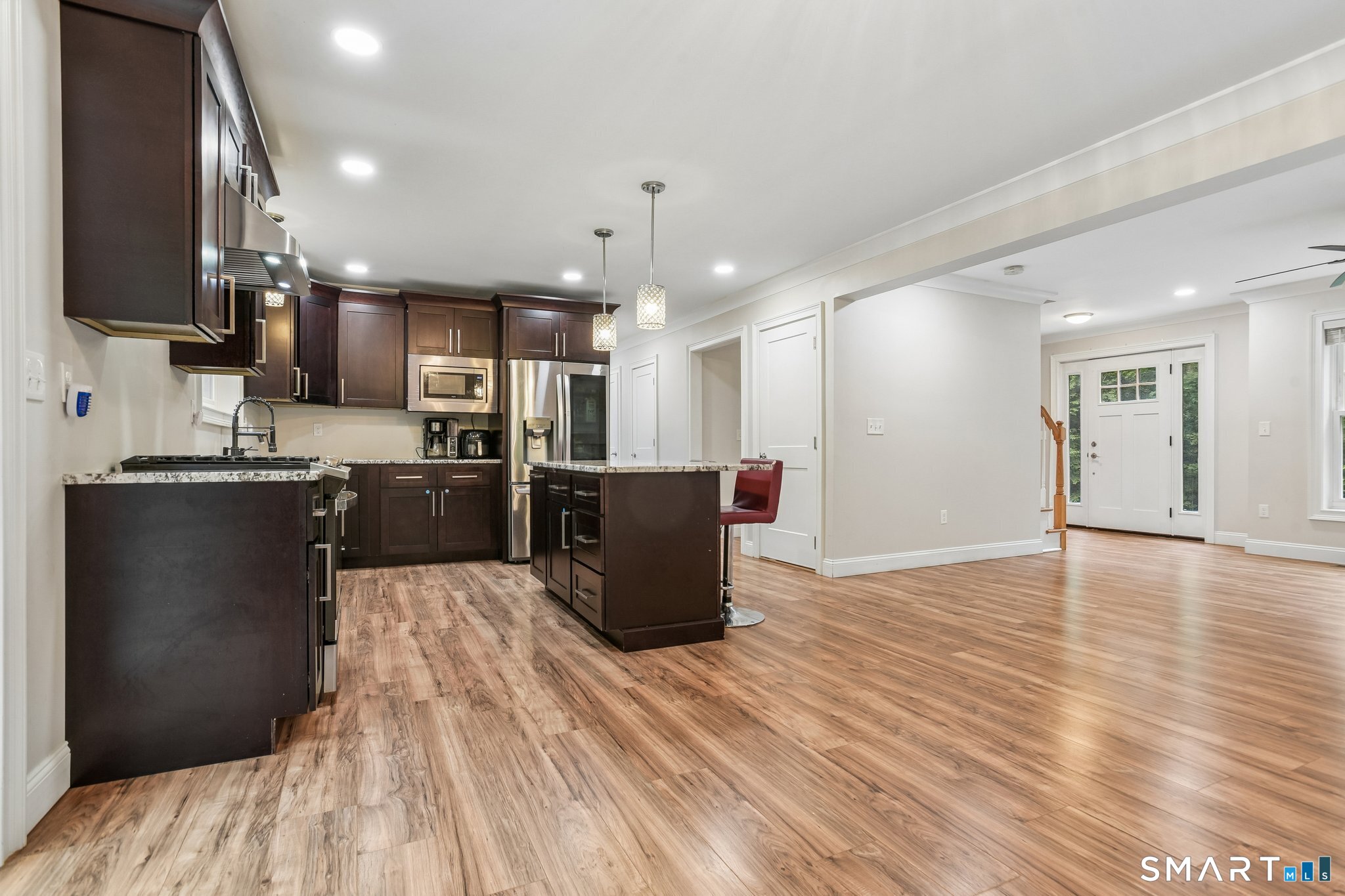 25 Spring Rock Road East Lyme, CT 06333 - Photo 6 of 38