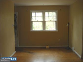 18 Amherst Road Voorhees, NJ 08043 - Photo 7 of 11 Bedroom 2