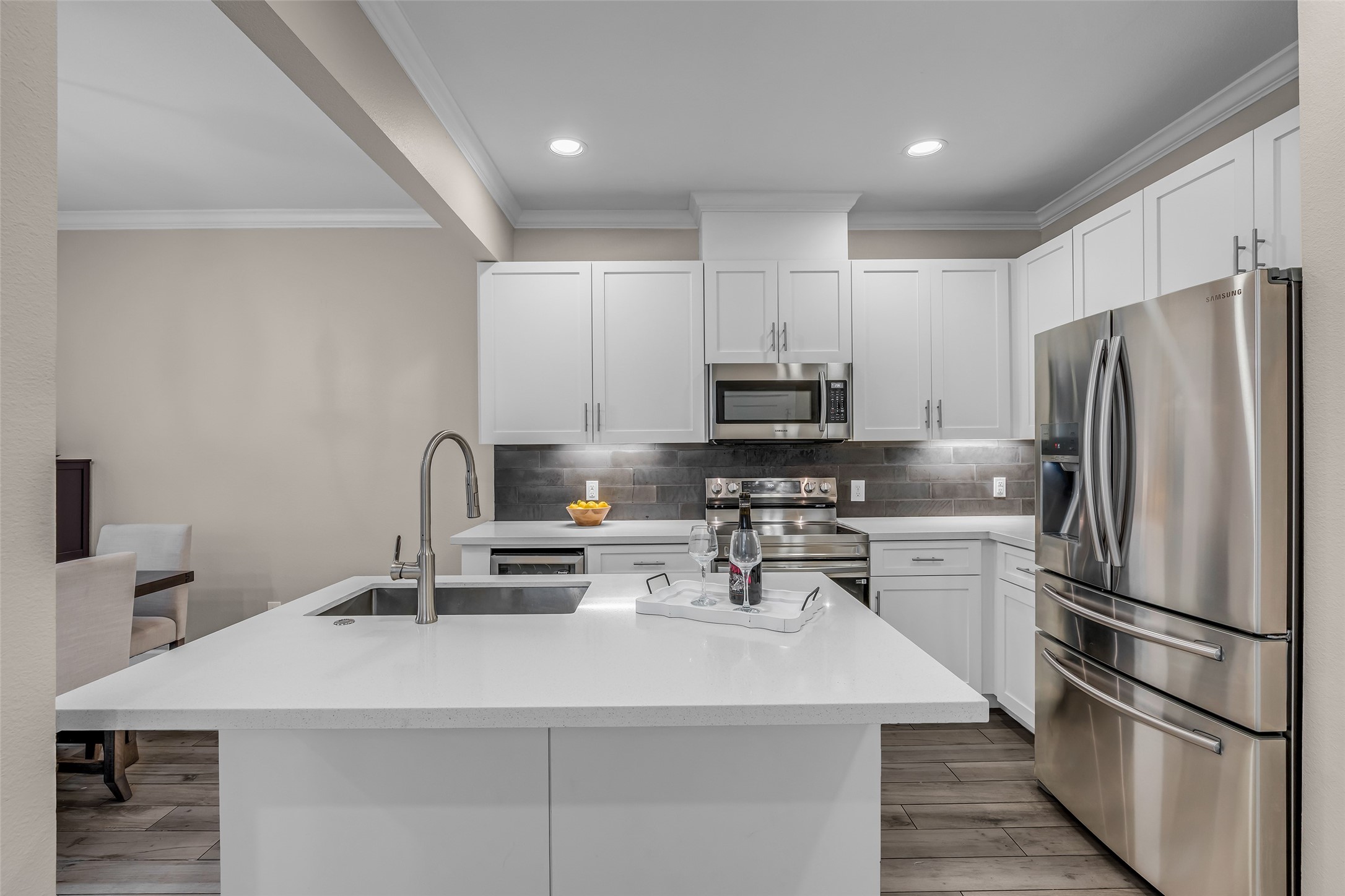 7485 Brompton Street, Unit 7485 Houston, TX 77025 - Photo 6 of 43