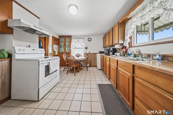 $474,900 | 14 Washington Street, Naugatuck, CT 06770