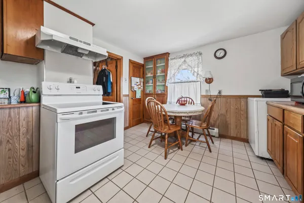 $474,900 | 14 Washington Street, Naugatuck, CT 06770