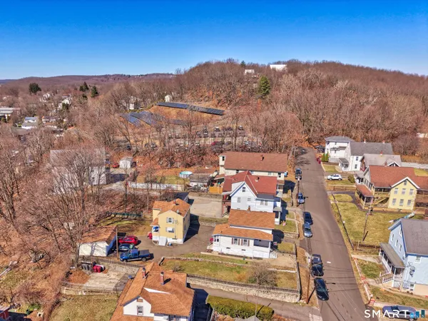 $474,900 | 14 Washington Street, Naugatuck, CT 06770