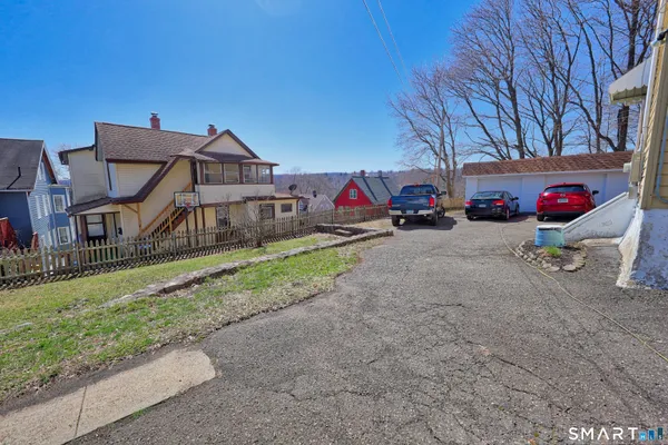 $474,900 | 14 Washington Street, Naugatuck, CT 06770