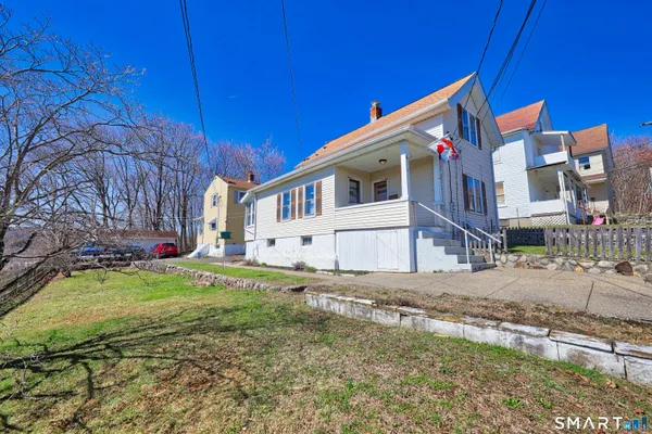 $474,900 | 14 Washington Street, Naugatuck, CT 06770
