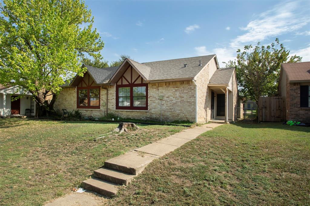 7062 Pineberry Road Dallas, TX 75249 - Photo 1 of 14 Gallery Image 1