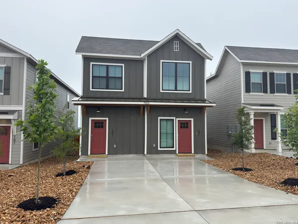 $1,475 | 7153 Magnolia Creek, Unit 201, San Antonio, TX 78252