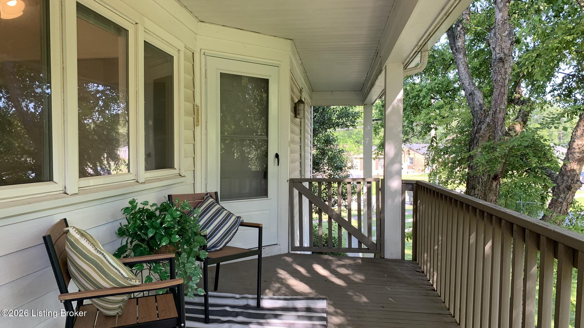 278 Moser Road Louisville, KY 40223 - Photo 49 of 65 FullSizeRender-16