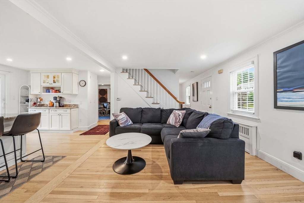 180 Broad Meadow Road Needham, MA 02492 - Photo 5 of 32
