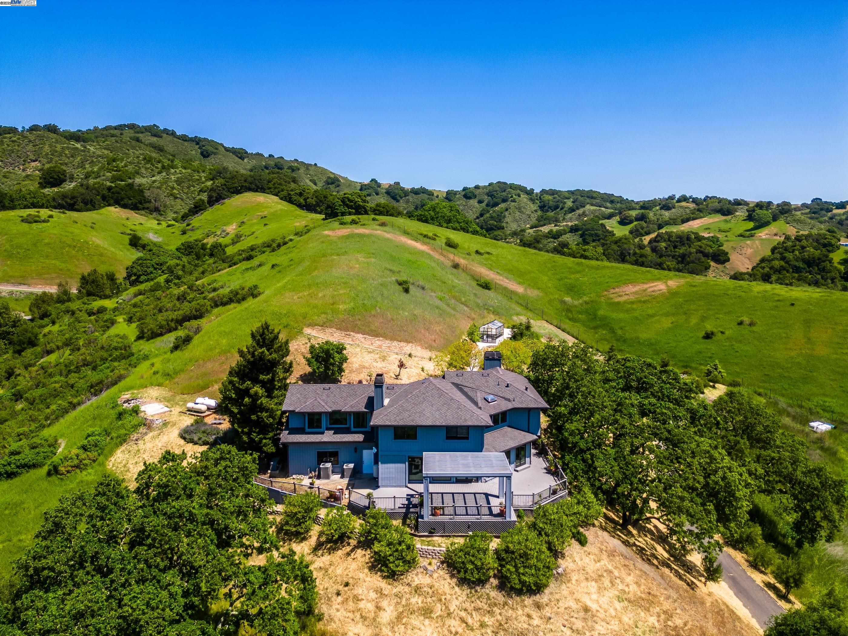 325 Bollinger Estates Court San Ramon, CA 94583 - Photo 54 of 59 a view of a big house with a big yard