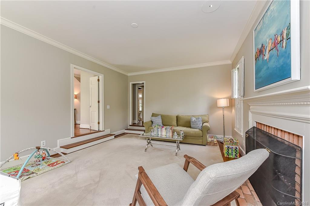 346 Whitestone Road Charlotte, NC 28270 - Photo 4 of 29 Gallery Image 4