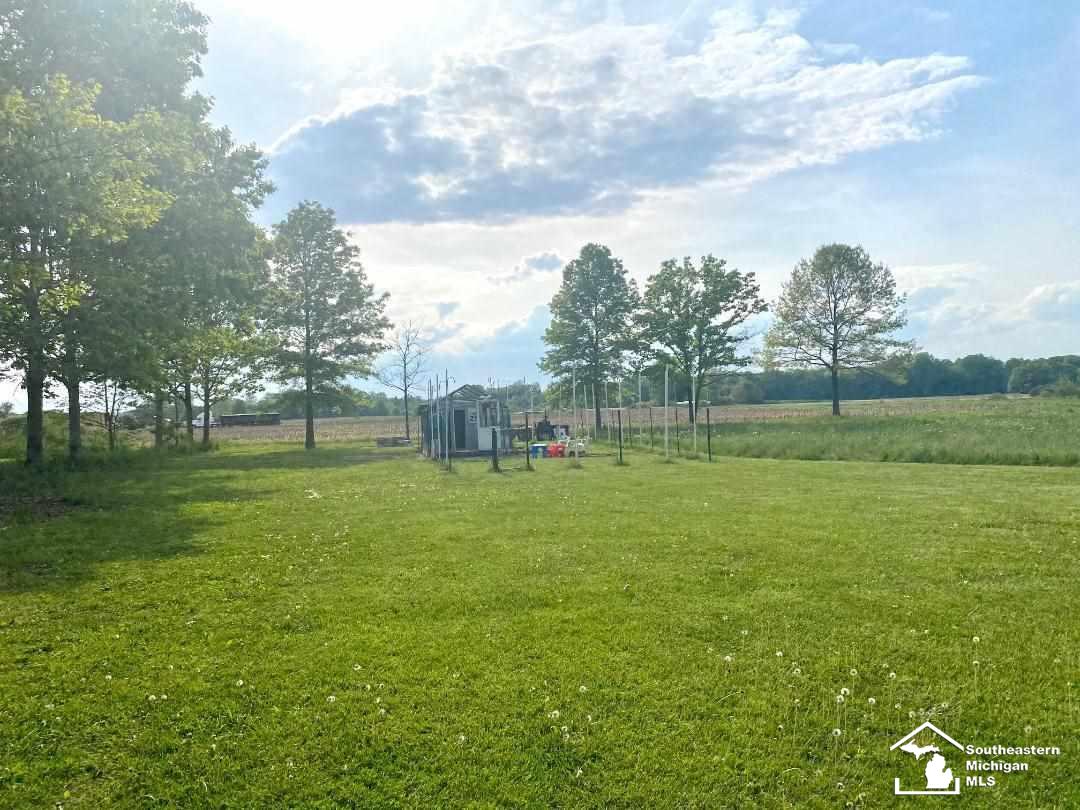 5730 Jackman Road Ida, MI 48140 - Photo 7 of 40