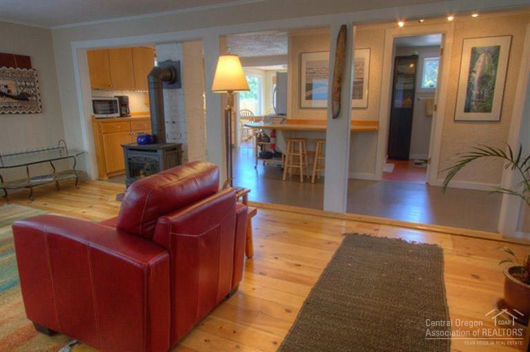 347 Southwest Cleveland Avenue Bend, OR 97702 - Photo 2 of 24 Additional Photo