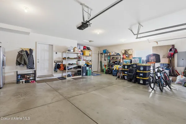 $775,000 | 3864 North Miners Loop, Coeur D'Alene, ID 83815