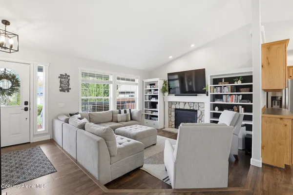 $775,000 | 3864 North Miners Loop, Coeur D'Alene, ID 83815