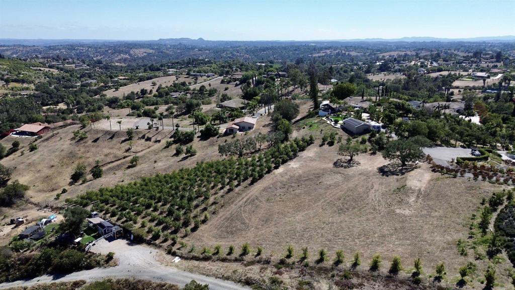 Hawks View Way Fallbrook, CA 92028 - Photo 34 of 36