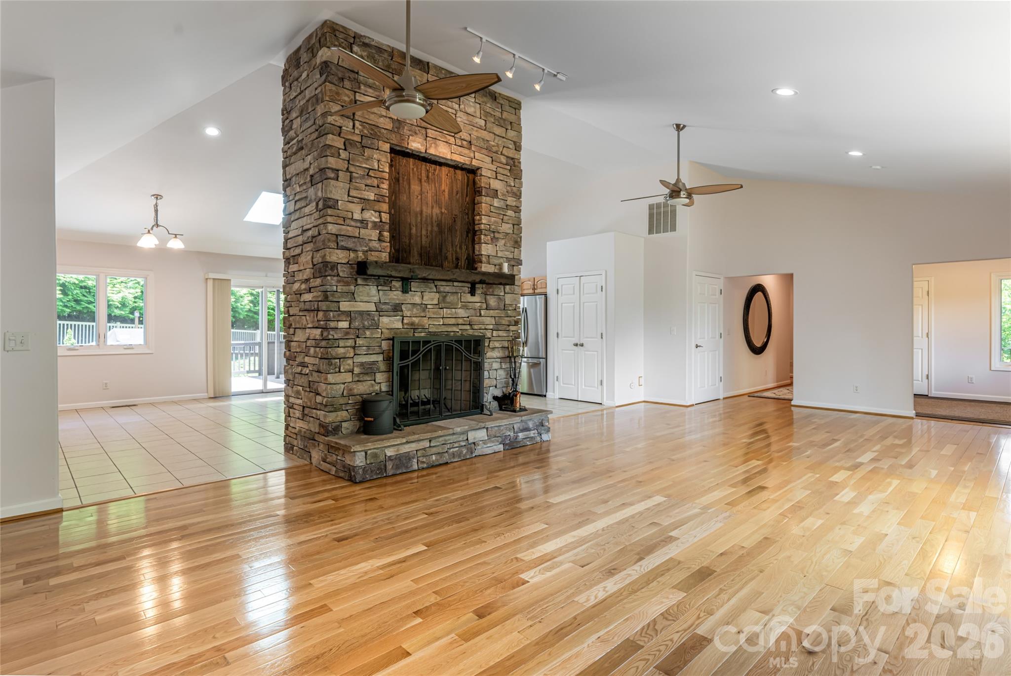 649 Rickel Drive Hendersonville, NC 28739 - Photo 5 of 48