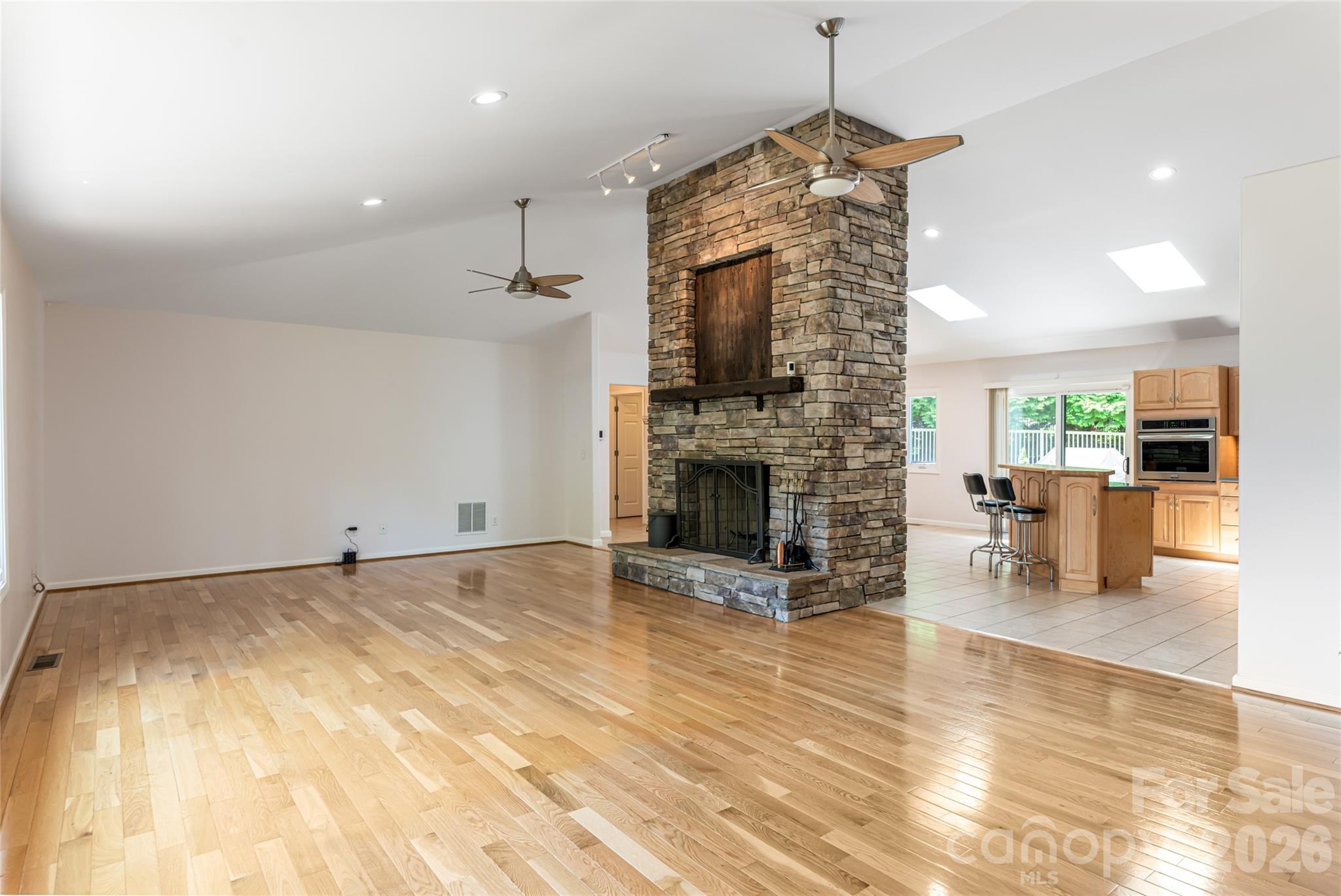 649 Rickel Drive Hendersonville, NC 28739 - Photo 6 of 48