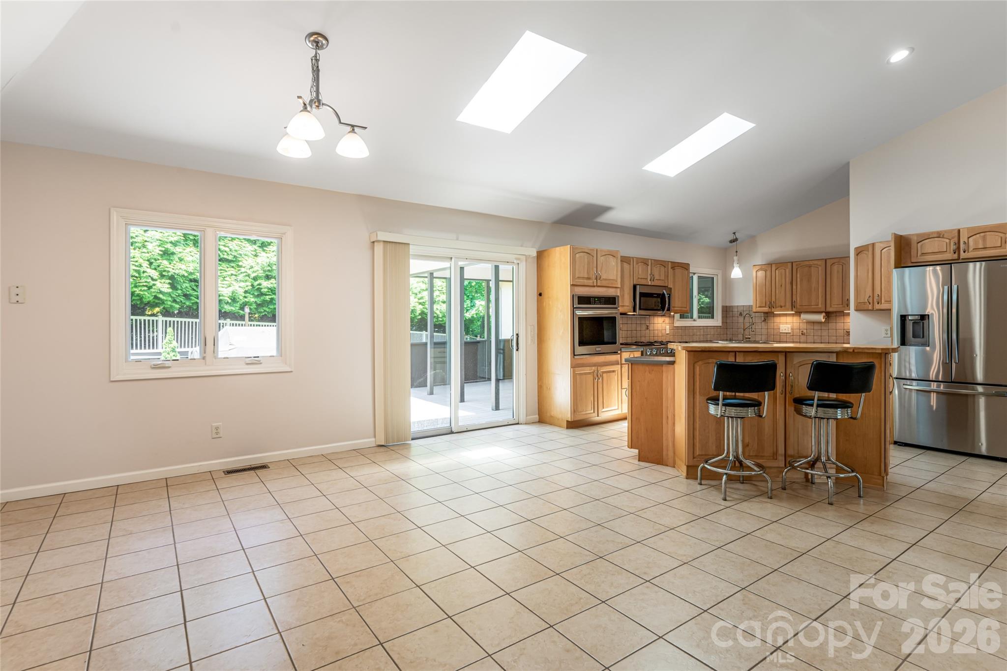 649 Rickel Drive Hendersonville, NC 28739 - Photo 9 of 48