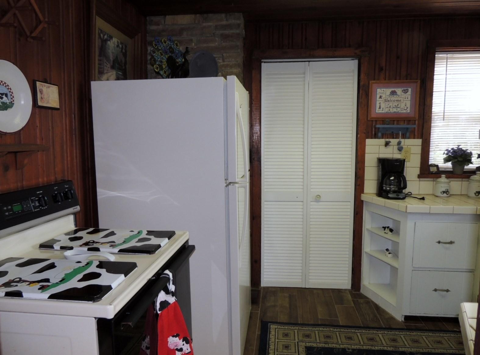 2454 Pigeon Ridge Road Crossville, TN 38555 - Photo 14 of 26 Gallery Image 14