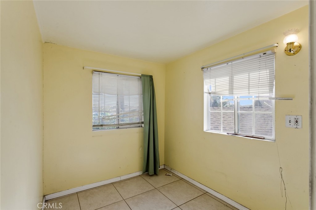 3984 Barrett Road Los Angeles, CA 90032 - Photo 9 of 23 Room